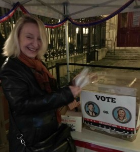 Patricia Tennison votes in mock U.S. presidential election in Paris